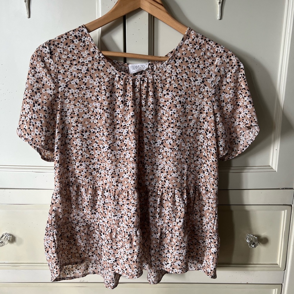 Floral peplum top